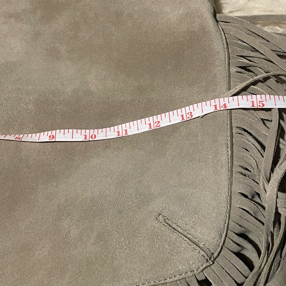 New Parfois XL suede fringe bag - Picture 9 of 11